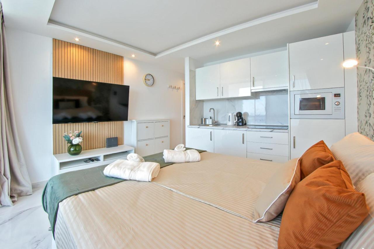 Stylish Modern Studio With Ocean View And Pools, 1001, Ponderosa Playa de las Américas Exterior foto
